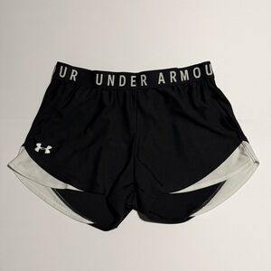 Under Armour Women's Athletic Shorts - Black MD